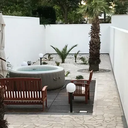 Casa Vacanze Via Conte Roberto *